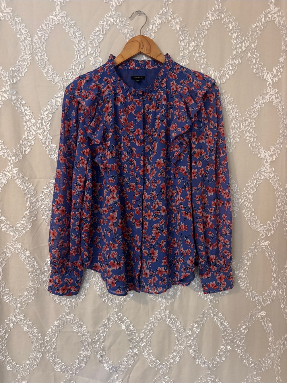 Ann Taylor Blue Floral Long-Sleeve Button Front Blouse